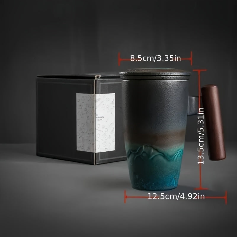 Ceașcă ceramică de ceai realizată manual cu sită – design autentic și utilizare practică
