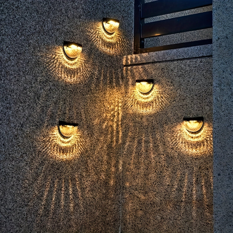 SolarGlow Półokrągłe Oświetlenie LED do Ogrodzenia – Eleganckie i Trwałe