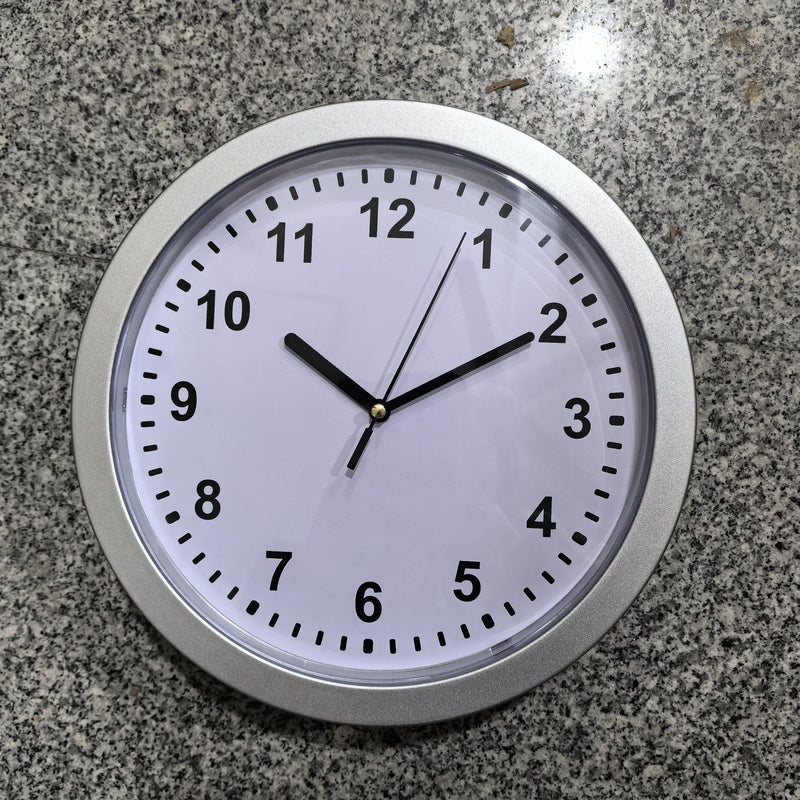 Zegar ścienny z Ukrytą Przechowalnią – Praktyczny i Dyskretny