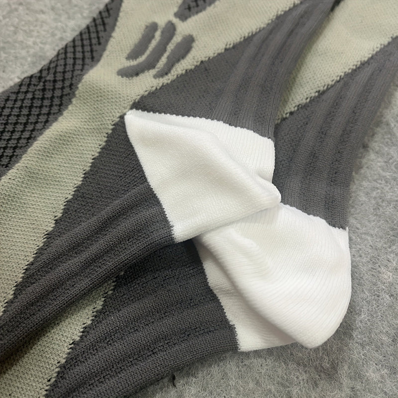 Șosete de compresie sportive pentru femei – respirabile și susținătoare pentru timpul activității și recuperării