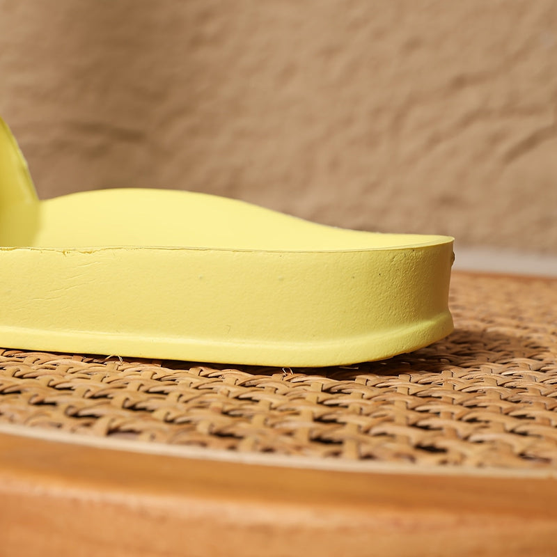 Papuci de damă cu închidere reglabilă cu clips – ușori și amortizanți