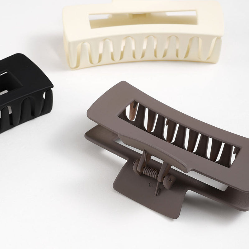 Zestaw Złotych Klamerek do Włosów – Stylowe i Praktyczne Klamerki na Każdy Dzień