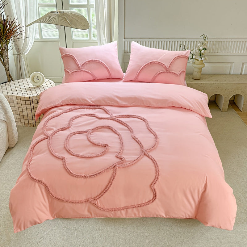 Bedding set with tufted pattern – Bedspread and pillowcases with large floral pattern