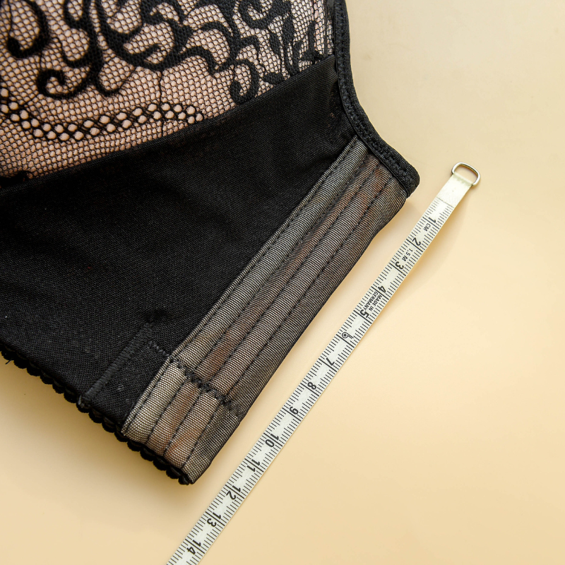 Lena Koronkowy Biustonosz Push-Up - Dla Uwodzicielskiego i Wygodnego Dopasowania