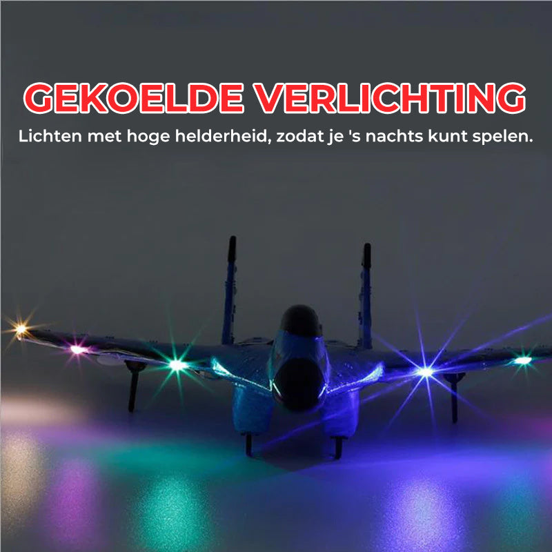 Avion puternic controlat de la distanță - Pentru pilotul aventuros