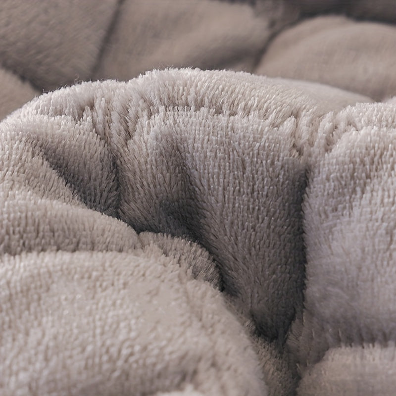 Elegancka Pikowana Pokrywa na Sofę – Komfort i Ochrona