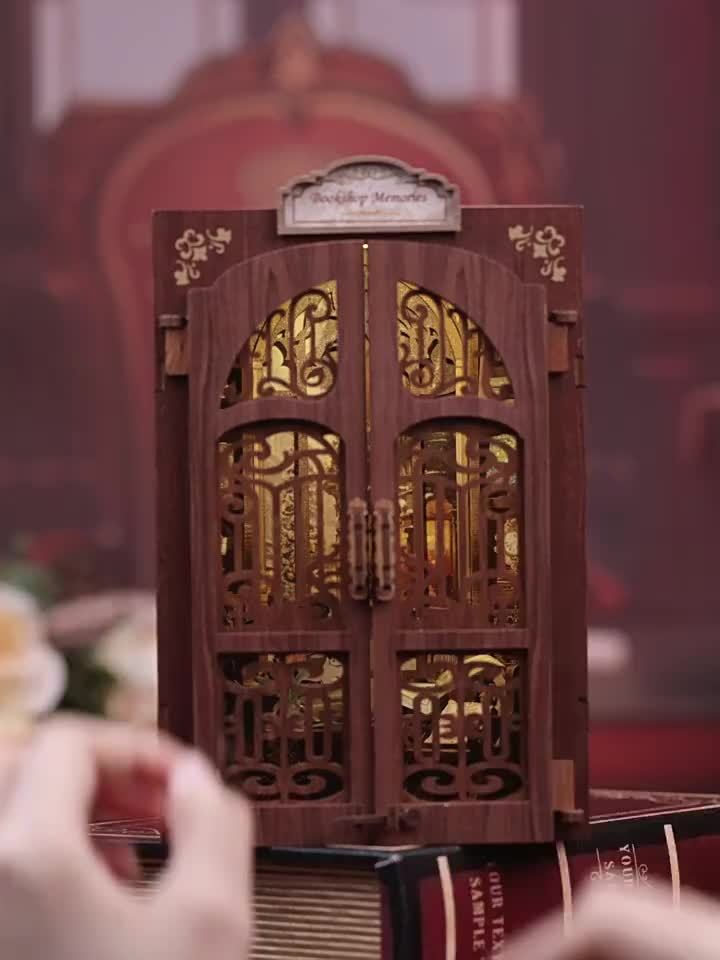 Udělej to sám: Miniaturní Knihkupectví Sov – 3D Dřevěná Sada s Osvětlením pro Kreativní Dekoraci