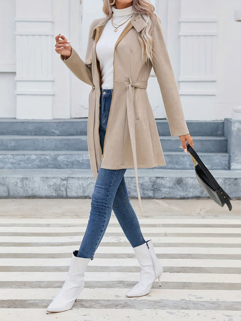 Elegancki Płaszcz Damski o Średniej Długości z Wiązaniem w Talii – Ponadczasowy Design na Wiosnę i Jesień