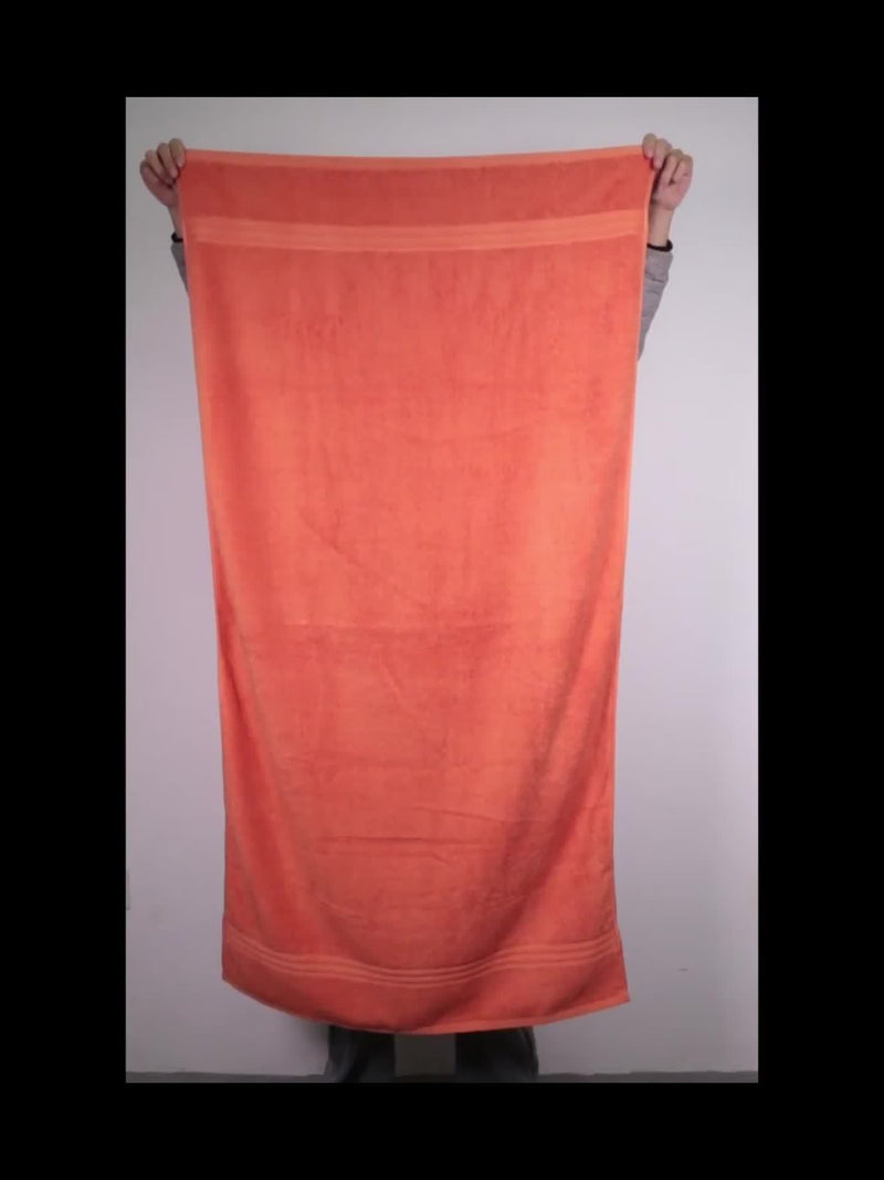 Premium Set of Bath Towels made of Cotton – Soft and Absorbent