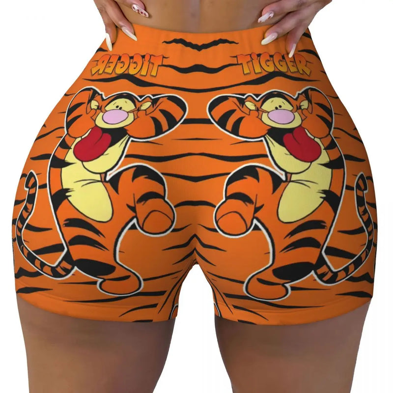 Spodenki sportowe i jogowe z nadrukiem Tygryska dla kobiet – Wygodne i stylowe na aktywne dni