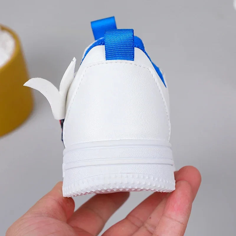 Adidași Spider-Man pentru Copii – Ideali pentru Aventuri Vesele și Zile Active