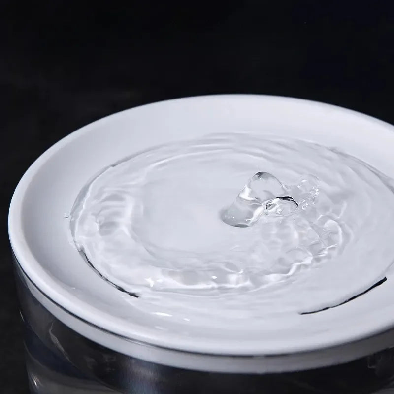 Automatikus Keringető Kút Állatoknak - Stílusos és Csendes Itatás