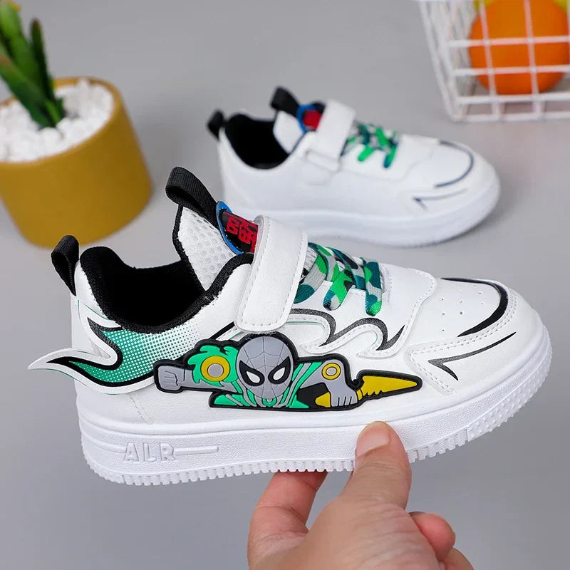 Adidași Spider-Man pentru Copii – Ideali pentru Aventuri Vesele și Zile Active