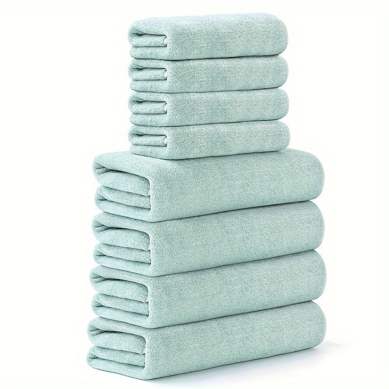 Set of Towels made of Soft Coral Velvet – Absorbent and Quick-Drying