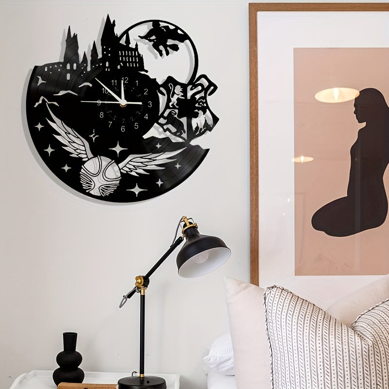 Wall clock from Hogwarts – For a magical touch in your space