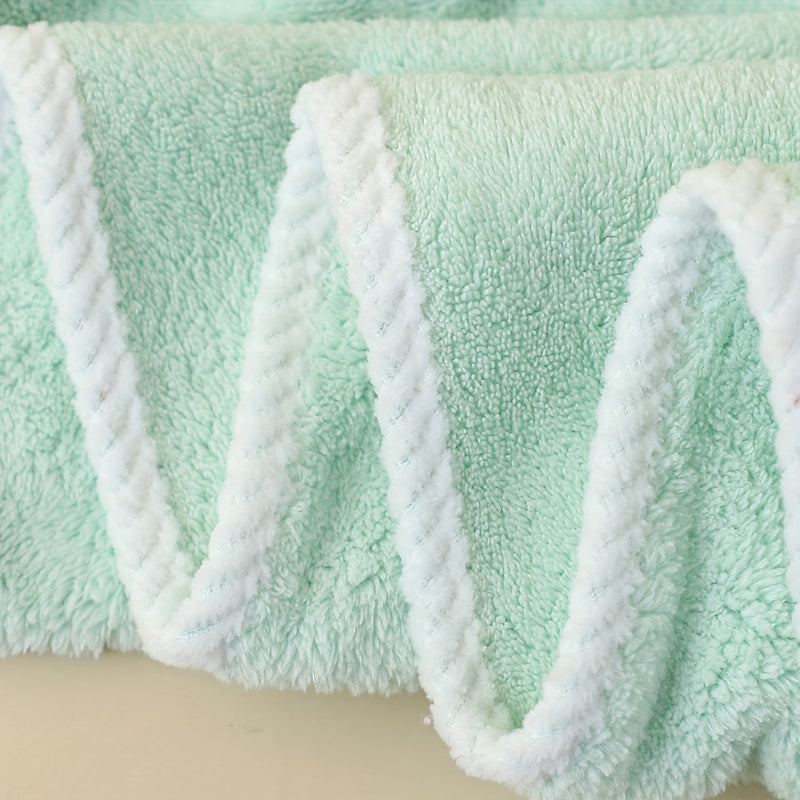 Miękka Dziecięca Ręcznik z Kapturem z Wzorem Zwierząt - Wchłaniający i Wygodny