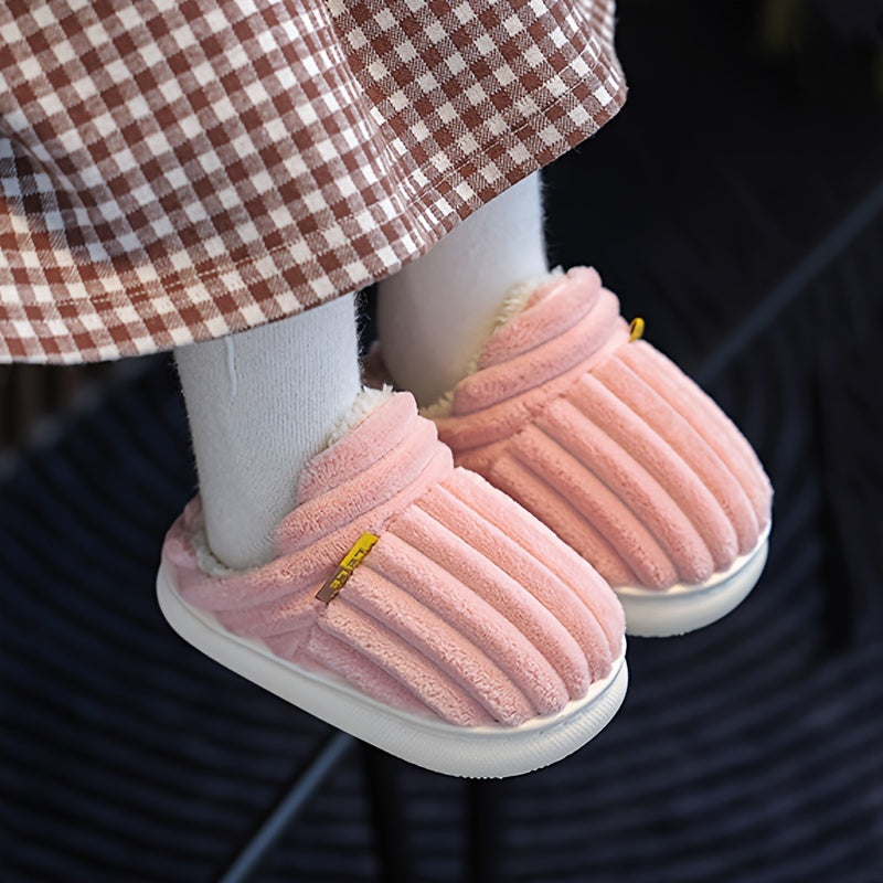 Miękkie Pluszowe Kapcie dla Dzieci - Dla Ciepła i Komfortu w Domu