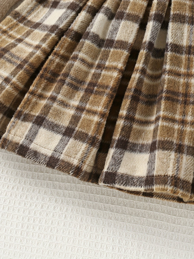 Eva Zimowy Strój dla Dzieci - Sweter z Golfem i Spódniczka w Kratę oraz Kapelusz