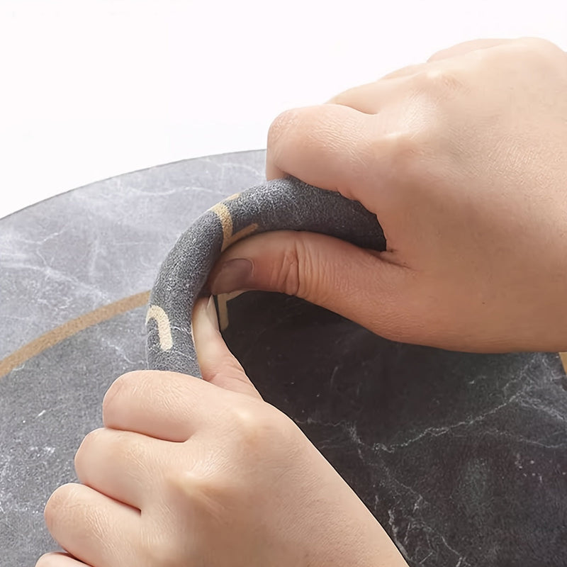 Dywanik Łazienkowy Lucky Charm - Geometrczny Design z Antypoślizgową Powierzchnią do Prysznica i Wejścia