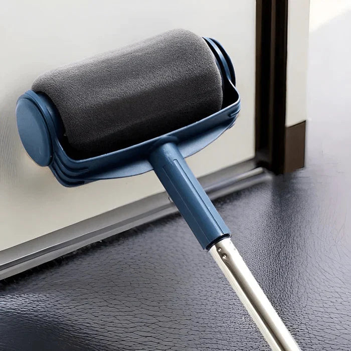 PaintJet - Paint roller with built-in reservoir