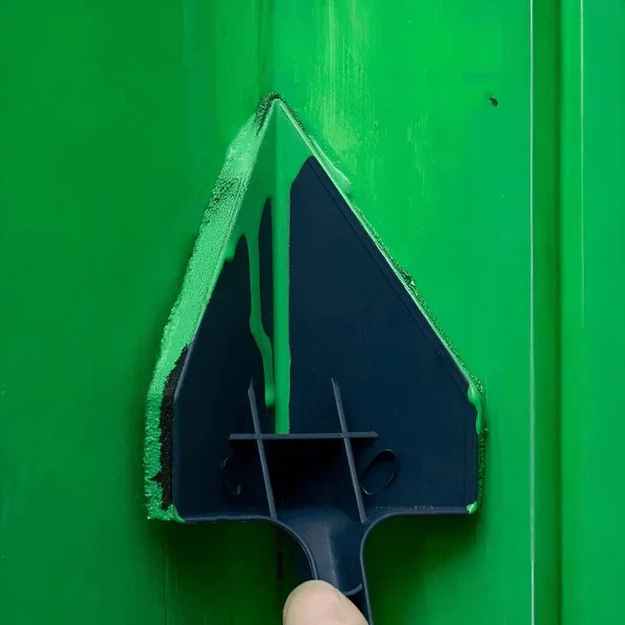 PaintJet - Paint roller with built-in reservoir