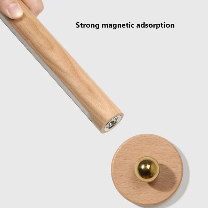 Lampa Ścienna Aura z Drewna - Dla Nastrojowego i Elastycznego Oświetlenia